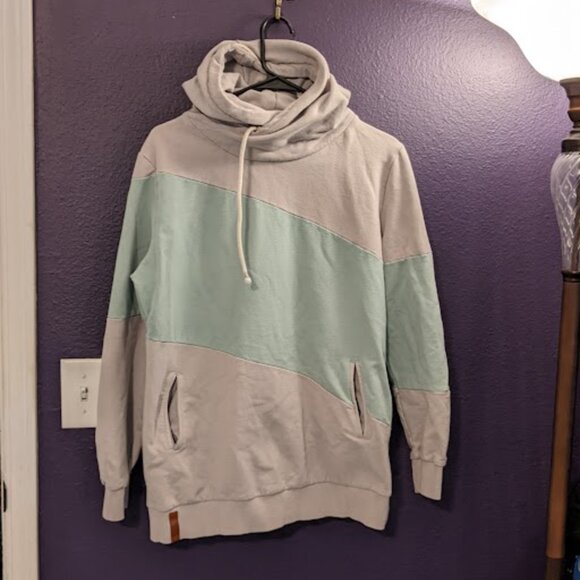 Diagonal Colorblock Teal/Grey Sweatshirt by Ampersand AVE. Size XL - Picture 14 of 15
